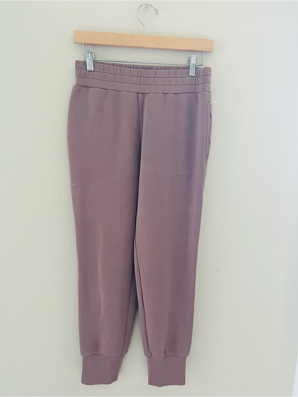 Varley The Slim Cuff Pant 25" in pink/Brown size Small doublesoft athlesure luxe